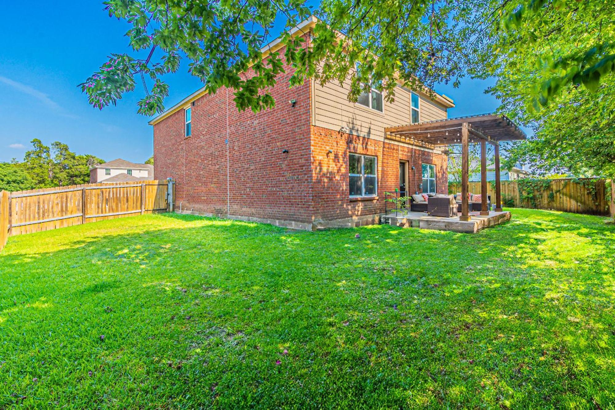 Luxury 5Br Dallas Retreat With Business Amenities - Perfect For Business Travelers, Families & Groups Exterior photo